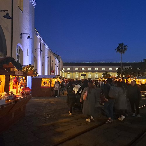 Napoli, fino al 7 gennaio al museo ferroviario di Pietrarsa i mercatini di Natale