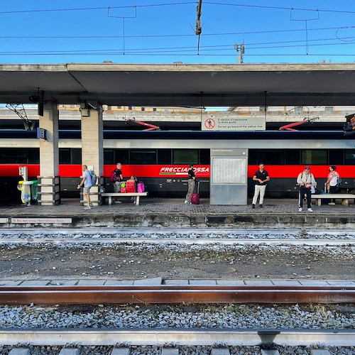 Napoli-Milano in treno ogni giorno per andare al lavoro: la storia di Giuseppina
