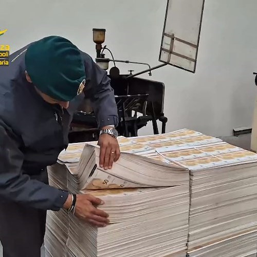 I fogli stampati pronti ad essere tagliati