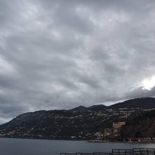 Nuova allerta meteo in Campania: piogge e temporali fino a domani 