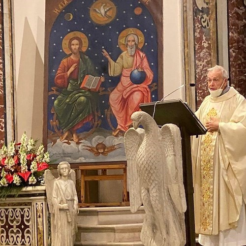 Oggi è il compleanno di Don Luigi, canonico della Cattedrale di Amalfi e parroco di Pontone