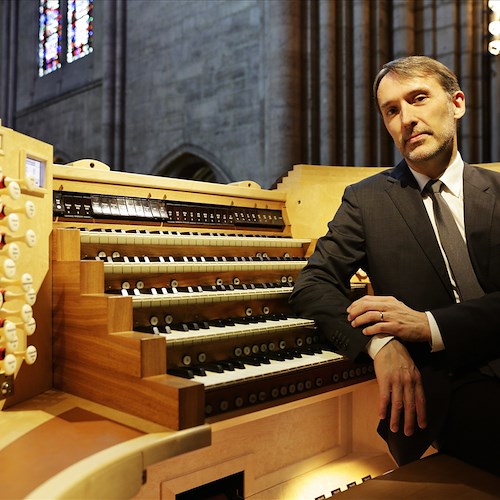 Organista di Notre-Dame Oliver Latry si esibisce nel Duomo di Ravello