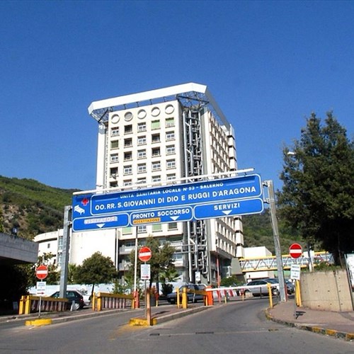 Ospedale Salerno, al via rilevazione impronte digitali per dipendenti. Dal 29 dicembre anche al Costa d'Amalfi