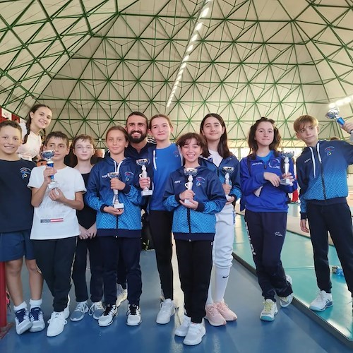 Otto su otto: il Club Scherma Salerno fa “en plein” di titoli regionali nel fioretto Under 14
