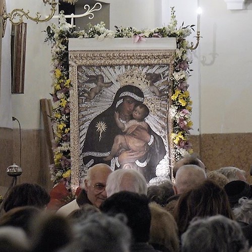 Pagani si prepara alla Festa della Madonna delle Galline, stasera l'Alzata del Quadro