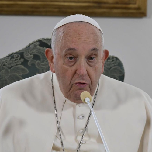 Papa Francesco contro la maternità surrogata<br />&copy; Instagram: Pope Francis