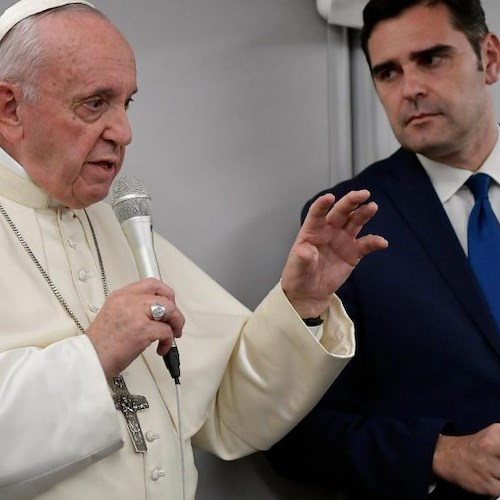 Papa Francesco: «Un politico non deve mai seminare odio e paura, ma speranza»
