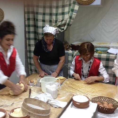 "Passeggiando per Santa Lucia", 27 e 28 maggio a Cava de' Tirreni ritorna l'evento che rievoca gli antichi mestieri