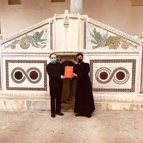Per Don Giuseppe Milo laurea in Sacra Liturgia con tesi sull'ambone del Duomo di Ravello 