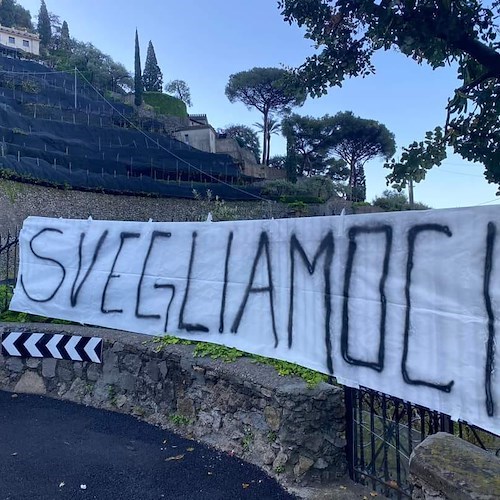«Per il Giro d’Italia tutti sugli attenti, per la nostra sicurezza soldi assenti!», la protesta dei cittadini per l’arrivo della carovana rosa