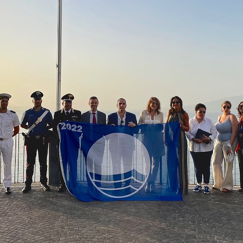 Per il quinto anno consecutivo sulle spiagge e sui lidi di Sorrento sventola la Bandiera Blu