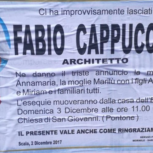 Pontone a lutto per prematura scomparsa dell'architetto Fabio Cappuccio