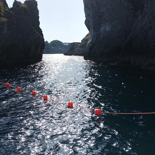 Positano, Amp Punta Campanella posiziona boe intorno a Li Galli per tutelare la zona