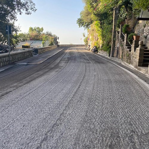 Positano, dopo la pausa estiva riprendono lavori manutenzione stradale della SS 163