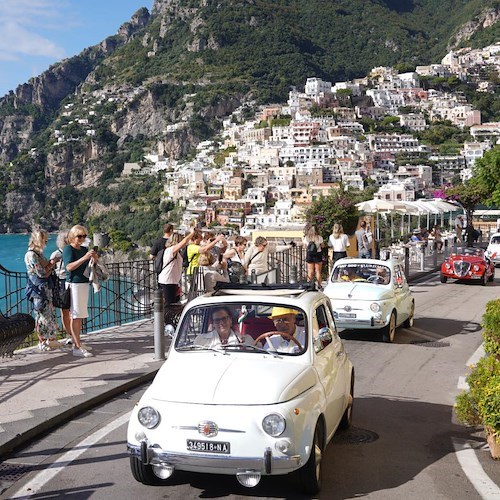 Positano, grande partecipazione al Meeting FIAT 500 dedicato a Tonino Ercolano<br />&copy; Comune di Positano