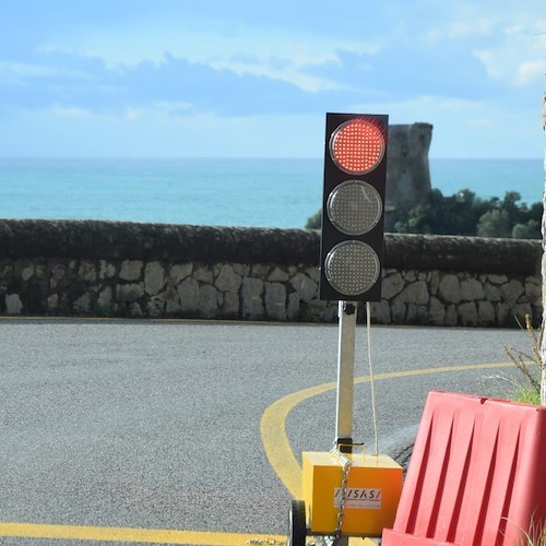 Positano, lavori di rifacimento del manto stradale su SS163 rinviati in autunno 