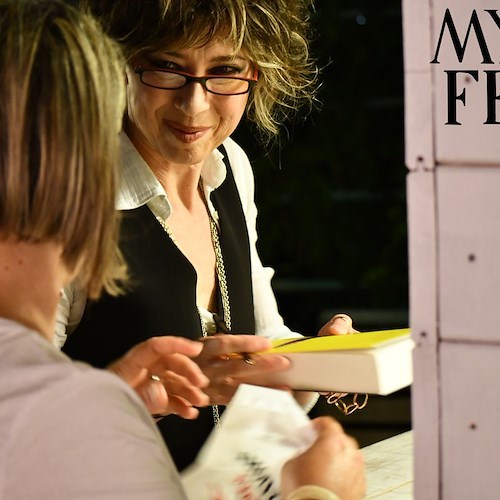 Positano, rimandato a data da destinarsi l’evento con Veronica Pivetti previsto per mercoledì 13 luglio