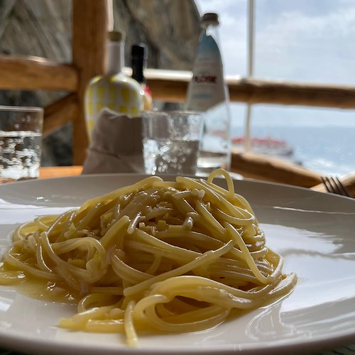 Positano. Spaghetti al limone: la ricetta dalla Costiera Amalfitana di Chef Alois