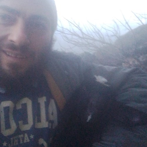 Praiano, capra partorisce tra i rovi: l'intervento di salvataggio di Fabio Fusco e Giuseppe Gentile /FOTO