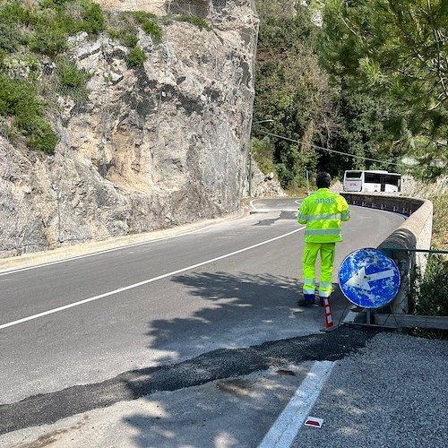 Praiano, dopo guasto a condotta idrica lavori Ausino «non a regola d’arte» secondo Anas /FOTO