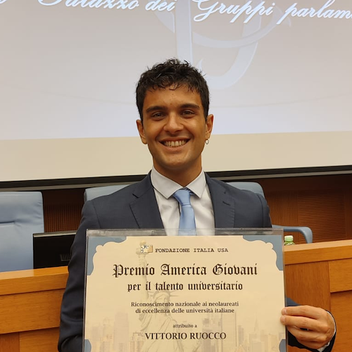 Premio America Giovani, c'è anche il minorese Vittorio Ruocco tra i migliori laureati d'Italia