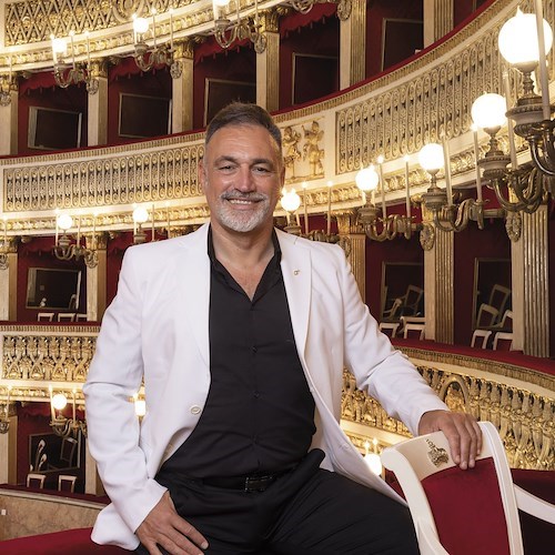 Procida 2022, con il San Carlo l’opera sbarca sul porticciolo di Marina Chiaiolella