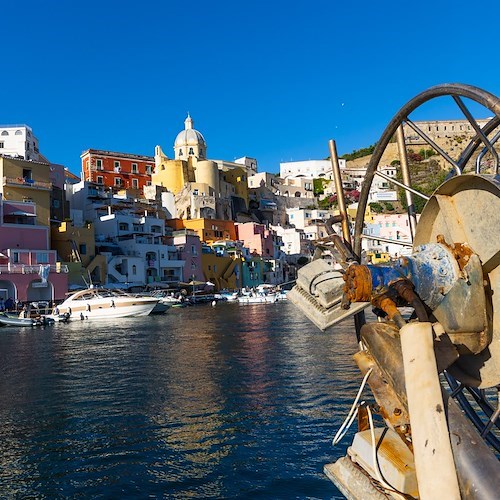 Procida 2022, torna “Nutrice”: dal 4 al 6 novembre si va alla scoperta dei vigneti dell’isola