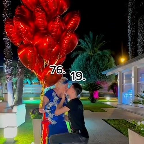 Promessi sposi con 57 anni di differenza: storico quotidiano "crede" a video ironico di Nonna Milina e scatena il putiferio