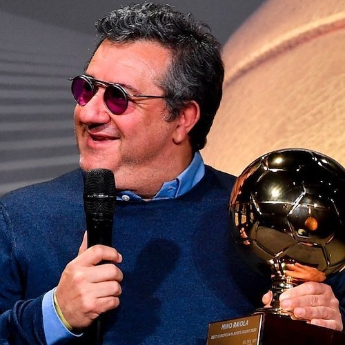 Raiola ricoverato al San Raffaele: "condizioni molto gravi" ma arriva il Tweet del super procuratore 