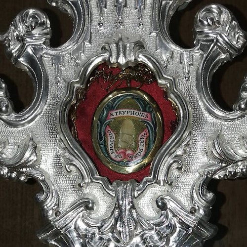 Ravello accoglie la reliquia di San Trifone donata dall’Arcidiocesi di Firenze [FOTO]