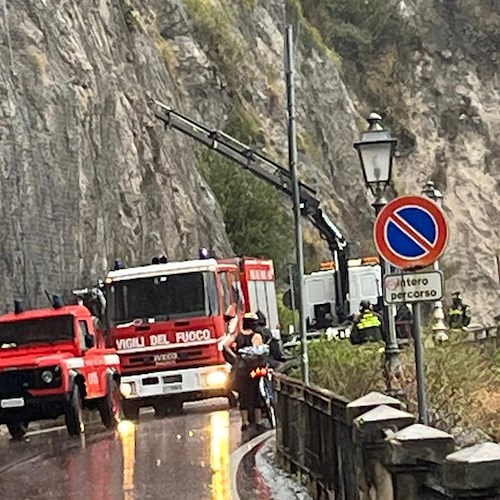 Ravello, caduta massi in località Castiglione: istituito senso unico alternato sulla Statale Amalfitana