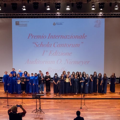 Ravello, coro "Calicanto" di Salerno trionfa al Premio “Schola Cantorum” [VIDEO]