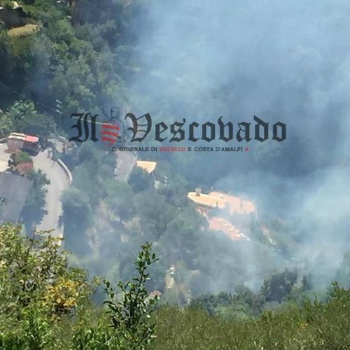 Ravello: domato l'incendio di Civita, strada riaperta /FOTO