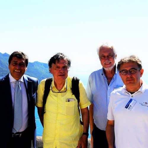 «Ravello è un posto meraviglioso»: così il Premio Nobel Giorgio Parisi dà il via alla Scuola Estiva di Fisica Matematica 