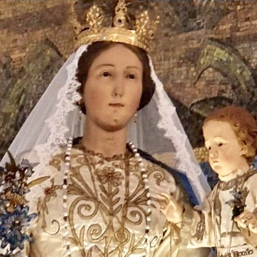 Ravello, la festa della Madonna delle Grazie a San Cosma. Offerte per famiglie in difficoltà