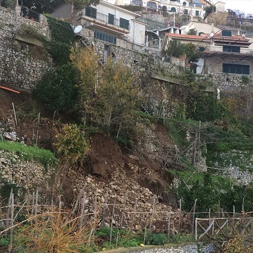 Ravello, nuovi crolli ai terrazzamenti di Casa Rossa [FOTO]