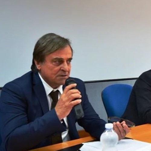 Ravello, questione trasferimento archivio comunale: Di Martino replica alle accuse