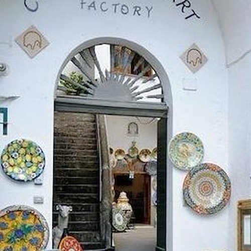 Ravello, stagione 2017: Ceramiche d'Arte cerca commessa e addetto agli imballaggi