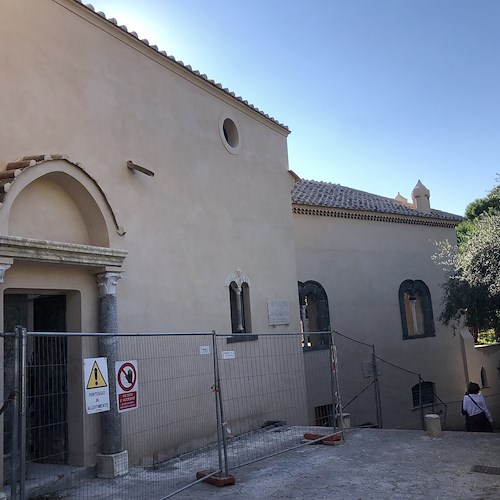 Ravello, via i ponteggi a Villa Episcopio: conclusi restauri esterni [FOTO]