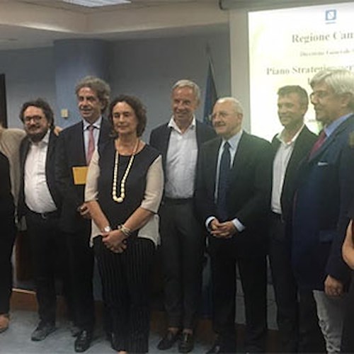 Regione, De Luca incontra direttori musei della Campania: «Innovare l'offerta culturale»