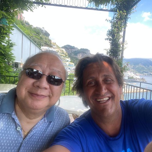 Relax in Costa d'Amalfi per il professor David T.W. Chiu, in vacanza al Santa Caterina 