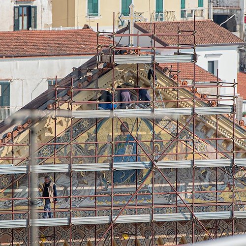 Restauri al Duomo di Amalfi: difficoltà d’intervento, i danni sono diffusi [FOTO]