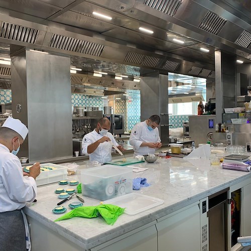 Riapre per questo weekend il ristorante Il Glicine dell’Hotel Santa Caterina di Amalfi