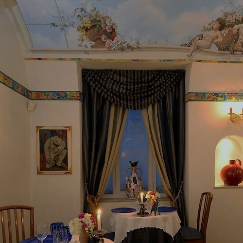 Ristorante "La Caravella" di Amalfi seleziona personale in sala