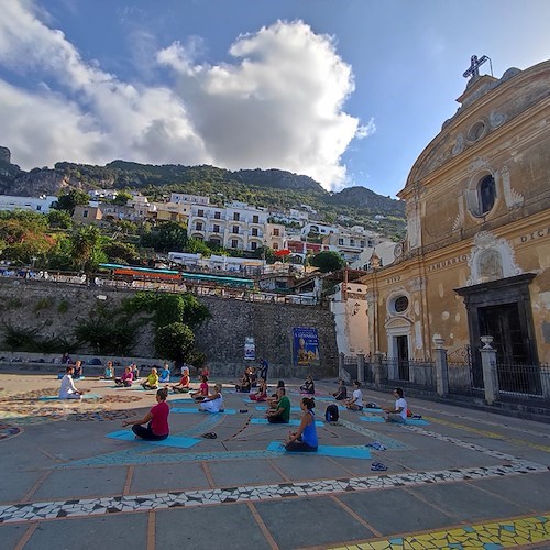 Ritorna Namasté Praiano, il primo festival diffuso di yoga e meditazione