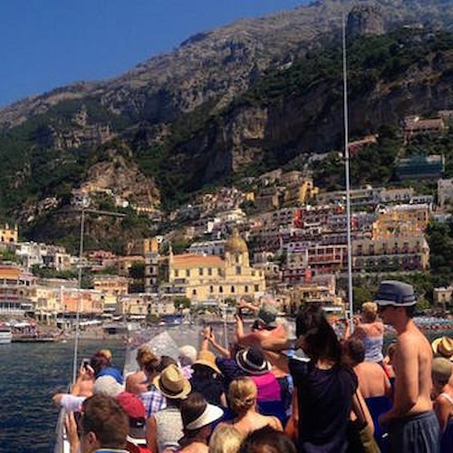 Ritorno dei turisti stranieri in Italia: riprese le prenotazioni, «ma a fine 2020 calo del 55%» 