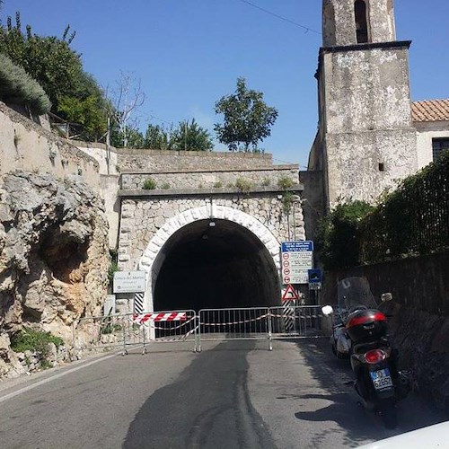 Roghi, Costa d'Amalfi in trappola: chiuse strade per Agerola e Positano /AGGIORNAMENTI