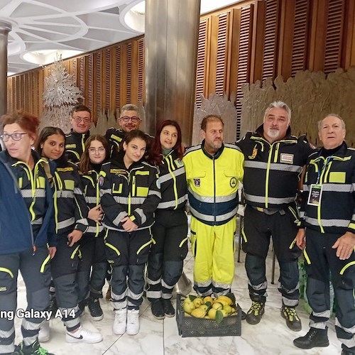 Roma, i Volontari della P.A. "Resilienza" e Protezione Civile di Maiori in udienza da Papa Francesco [FOTO]