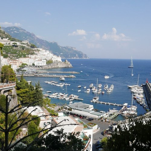 Rubano barca dal pontile di Amalfi, acciuffati e arrestati due salernitani