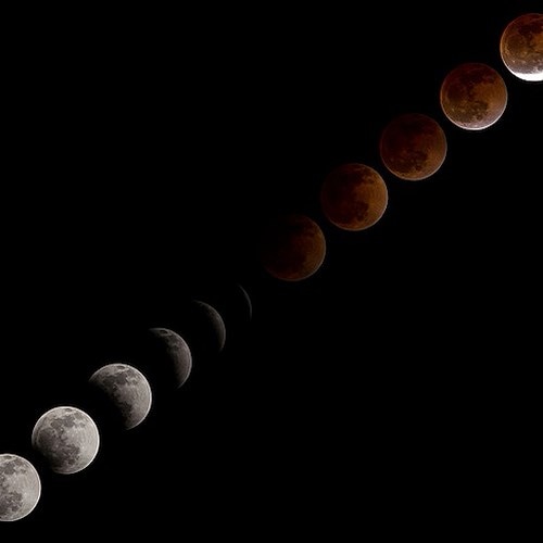 Sabato 4 aprile eclissi lunare: non si vedrà dall'Italia